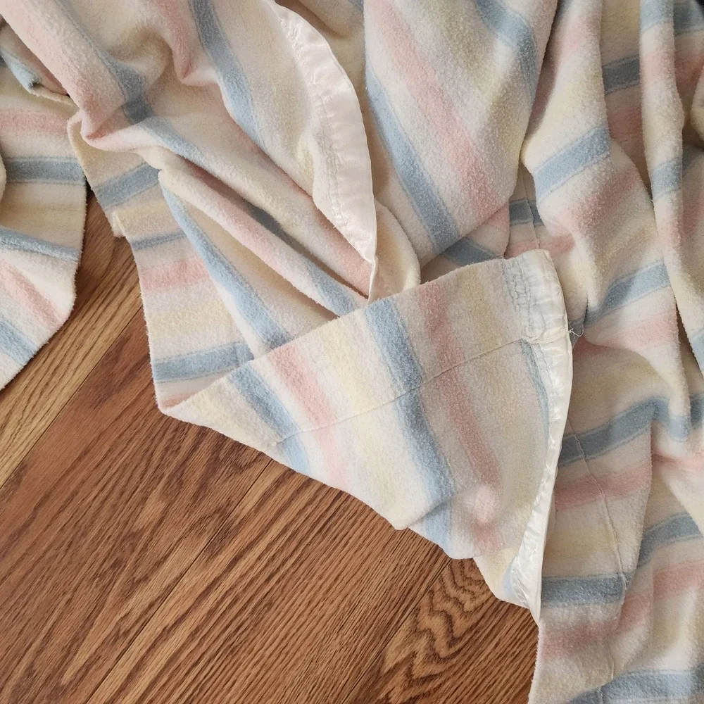 Pastel Stripe‎ Baby Blanket Crib 70